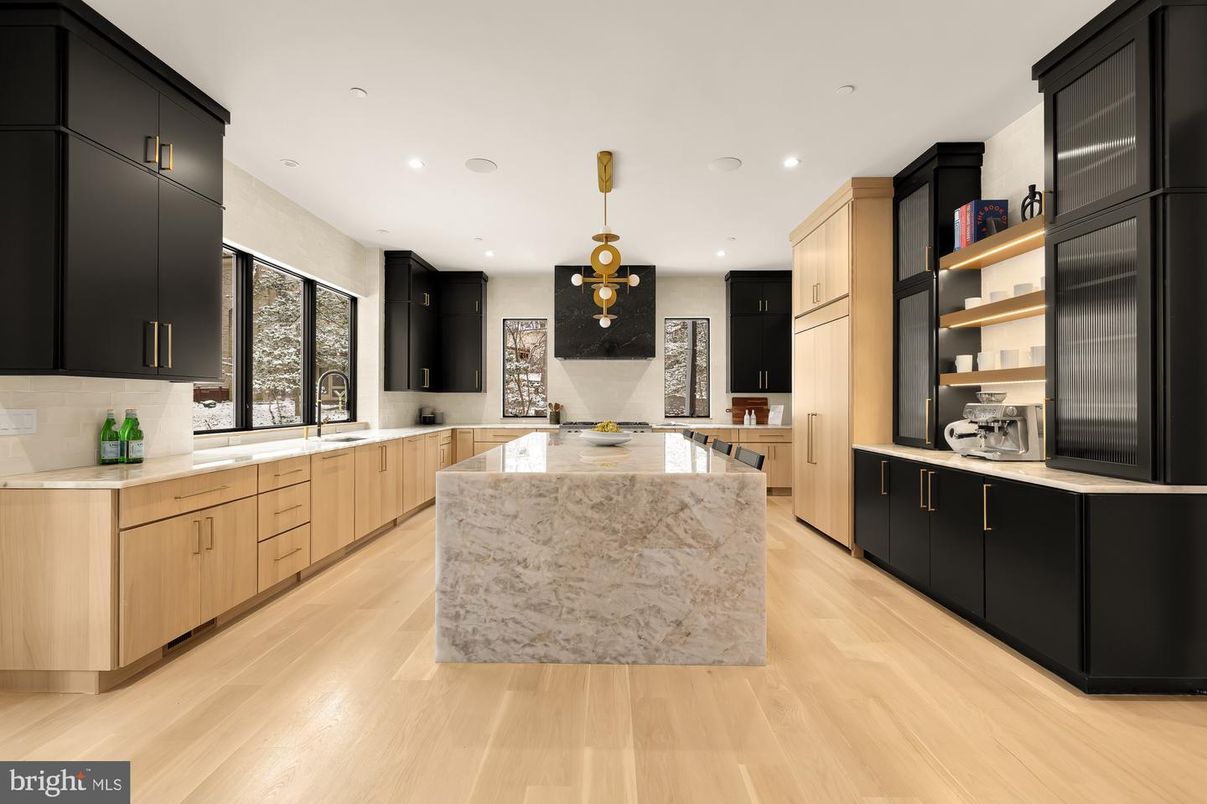 Interior, Kitchen, Pendant Lights, Recessed Lighting, Wood Texture Flooring
