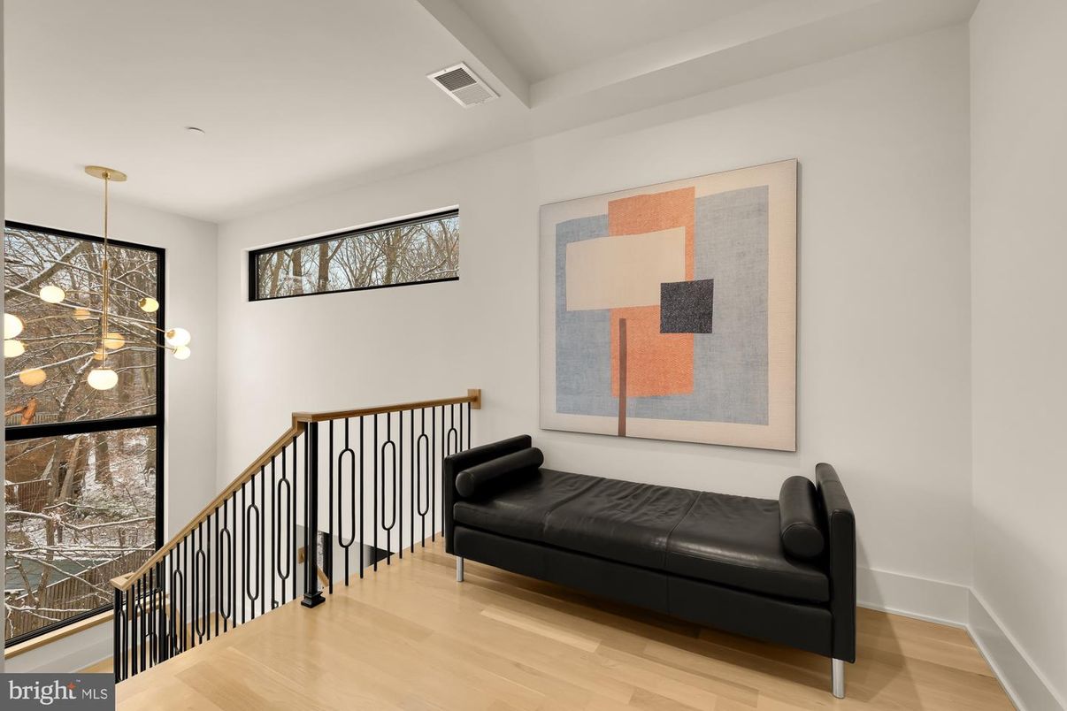 Interior, Pendant Lights, Wood Texture Flooring