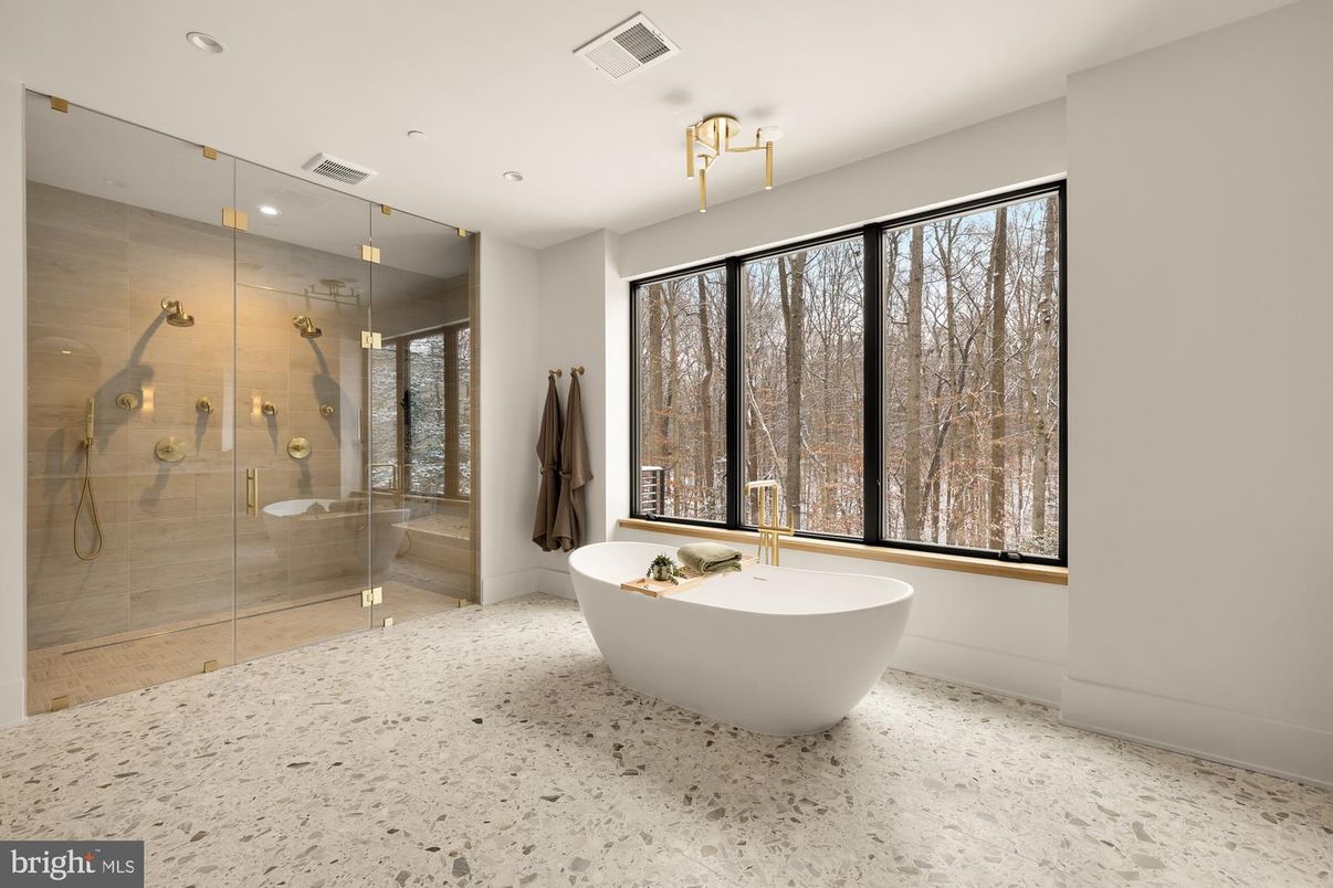 Bathroom, Free Standing Baths, Glass Shower, Interior, Recessed Lighting