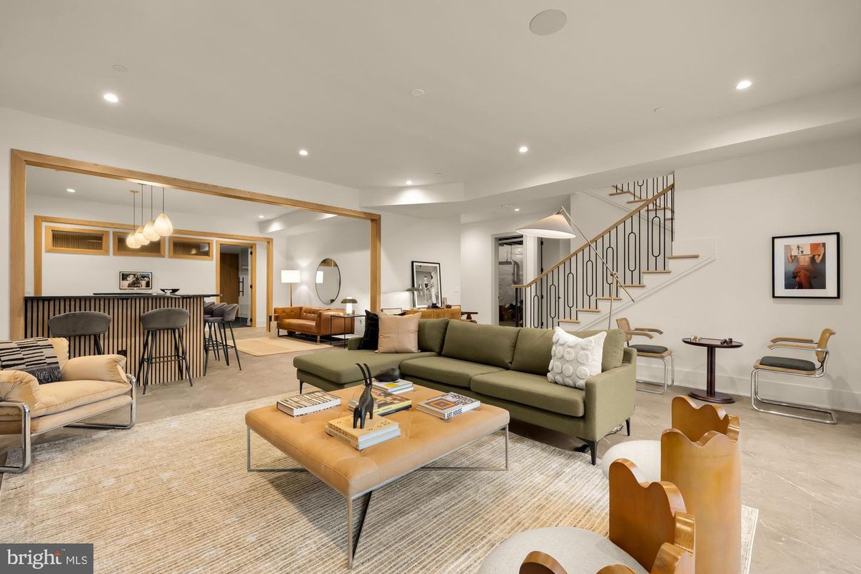 Dining room, Interior, Living room, Pendant Lights, Recessed Lighting