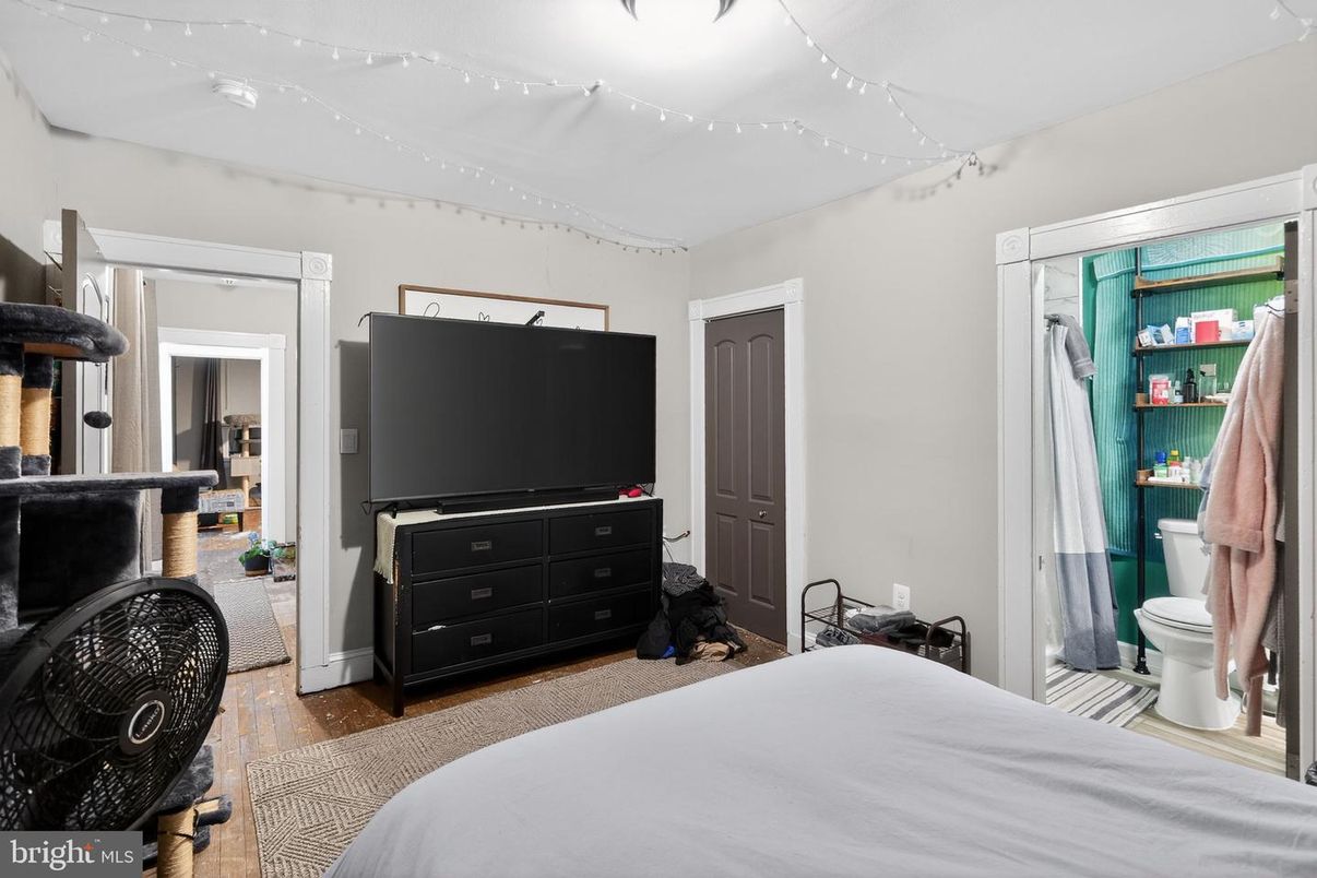 Bathroom, Bedroom, Interior