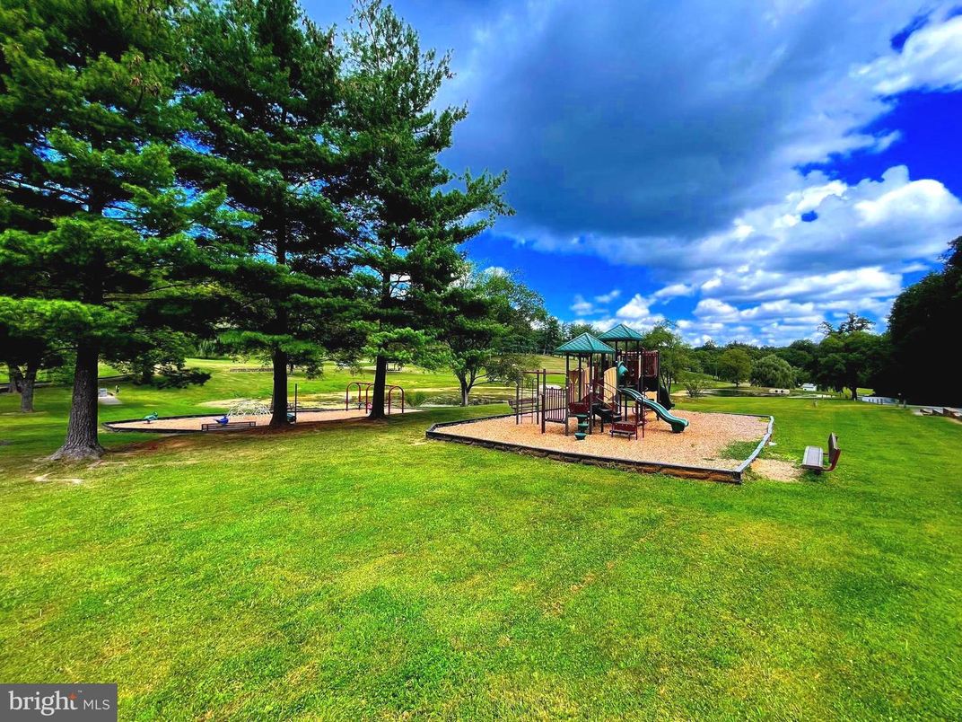 Backyard, Exterior, Playground