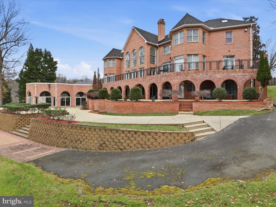 Exterior, Facade, Brick Facade, French Provincial