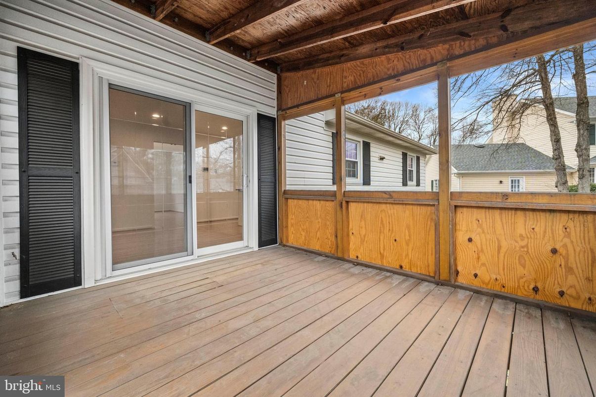 Exterior, Wooden Beams, Wood Texture Flooring