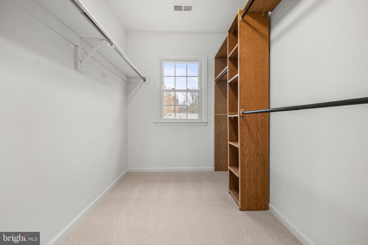 Interior, Walk-in Closets