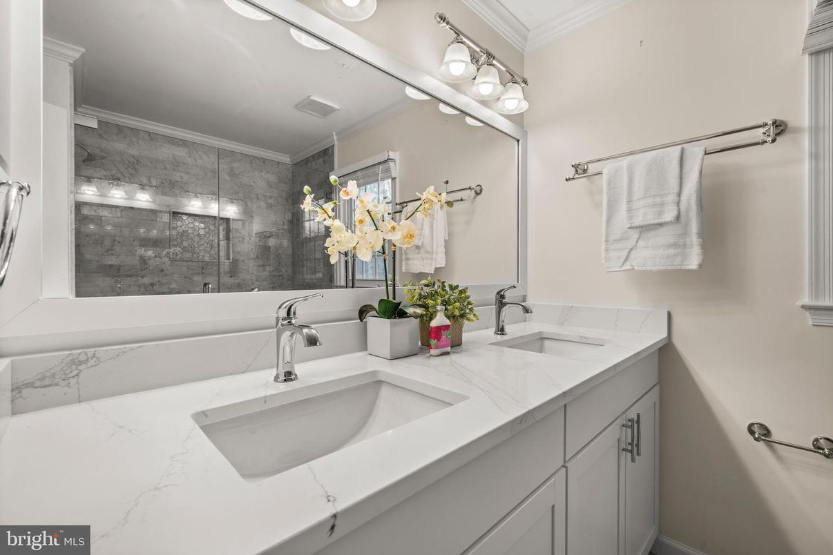 Bathroom, Dual Sink Vanities, Glass Shower, Interior, Marble Walls