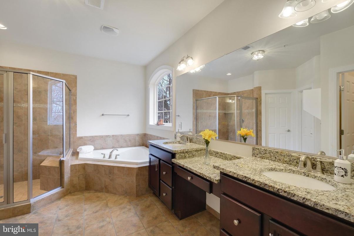 Bathroom, Dual Sink Vanities, Glass Shower, Interior, Recessed Lighting
