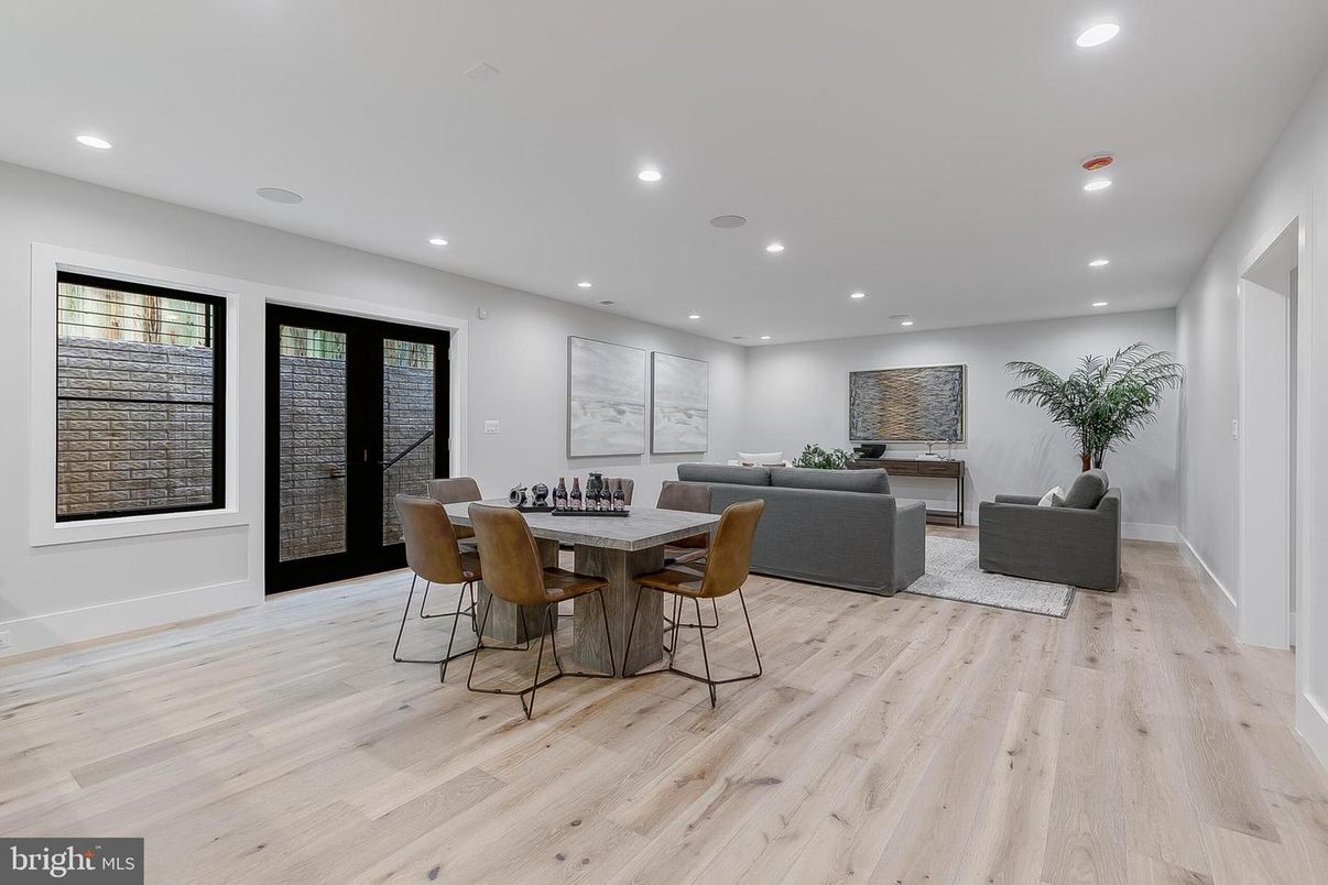 Dining room, Interior, Living room, Recessed Lighting, Wood Texture Flooring