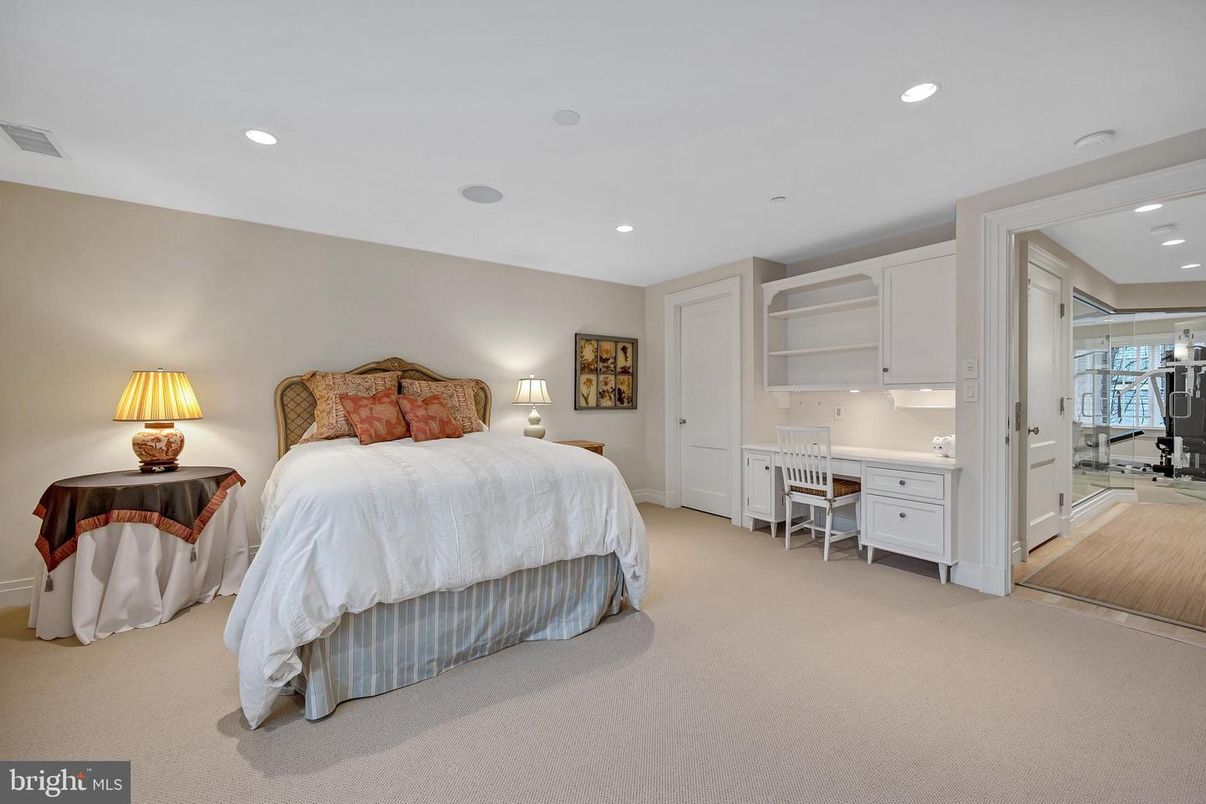 Bedroom, Home Office, Interior, Recessed Lighting