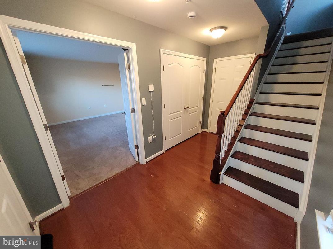 Empty room, Interior, Wood Texture Flooring