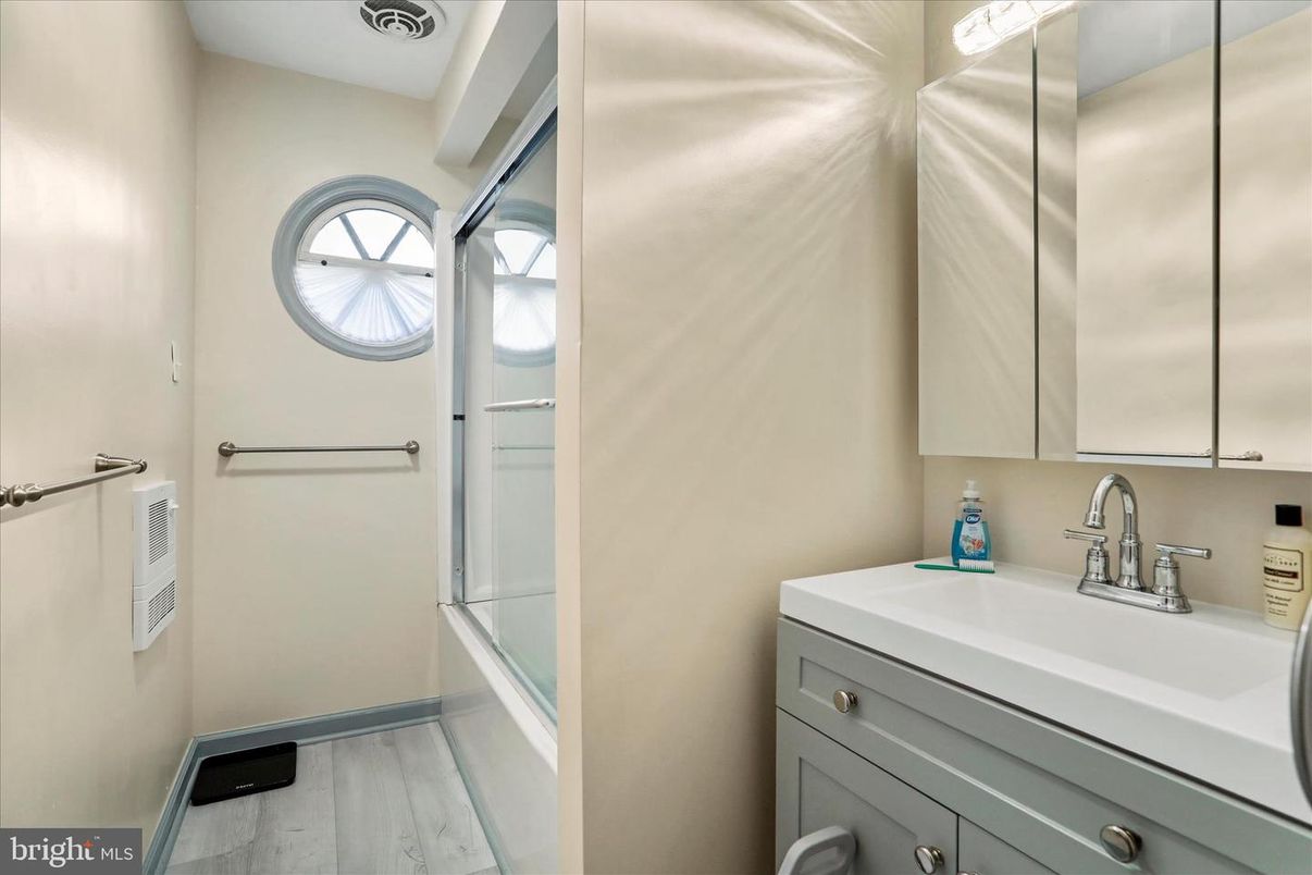 Bathroom, Interior, Wood Texture Flooring