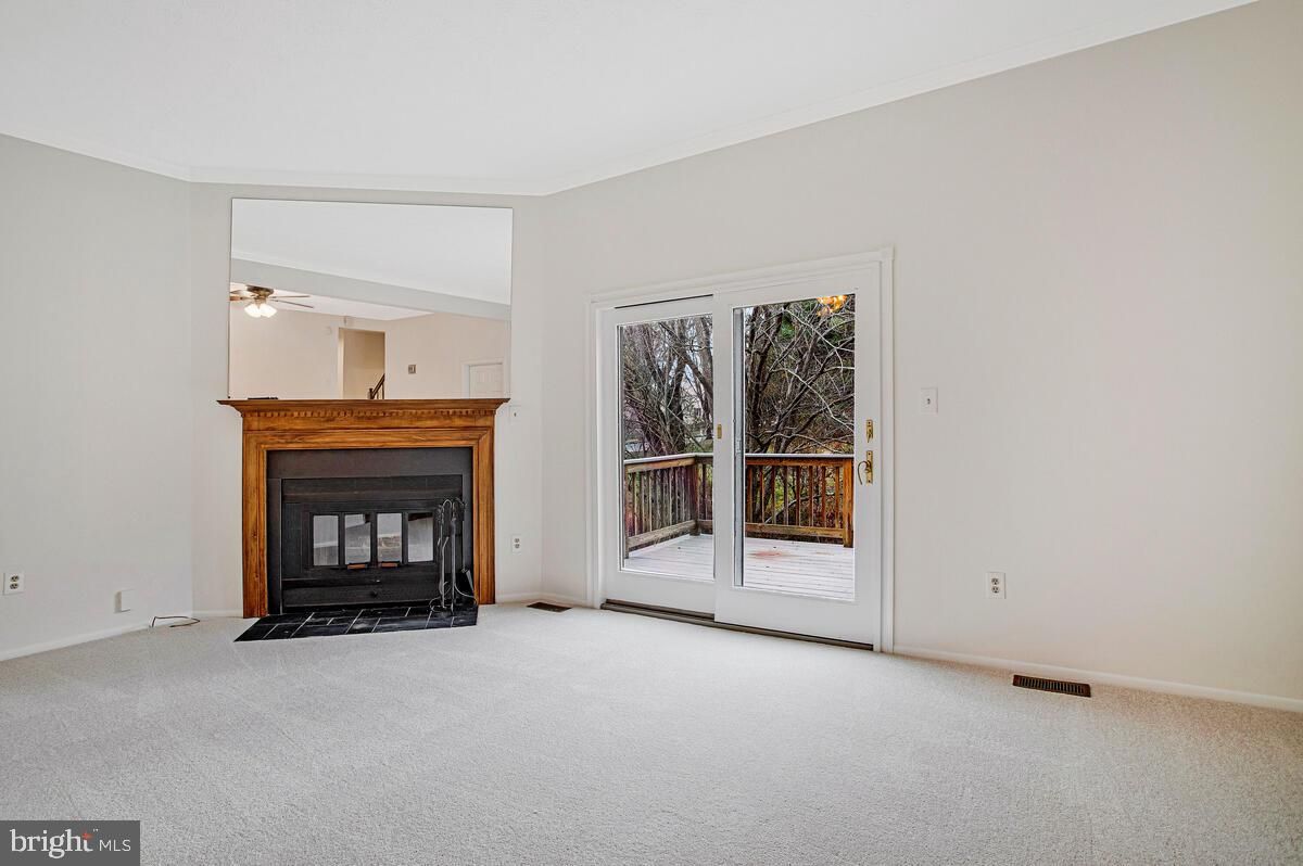 Empty room, Fireplace, Interior