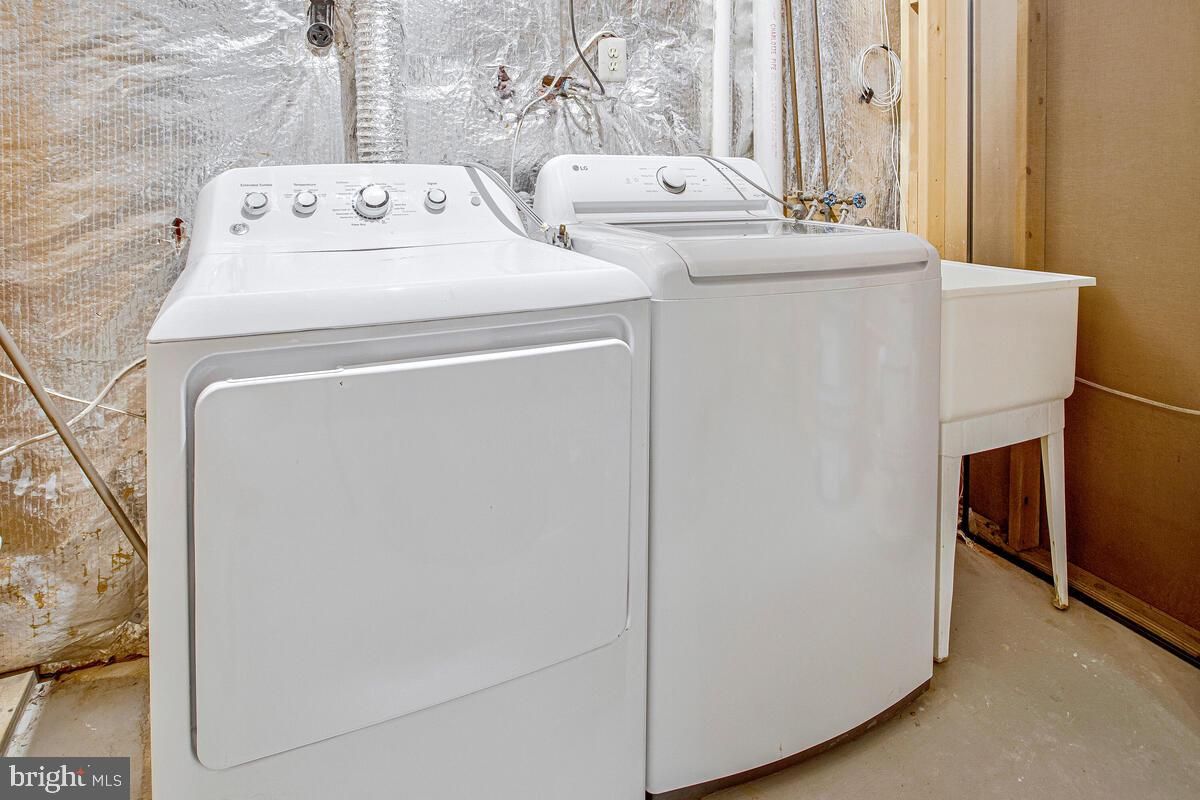 Interior, Utility Closets, Washer