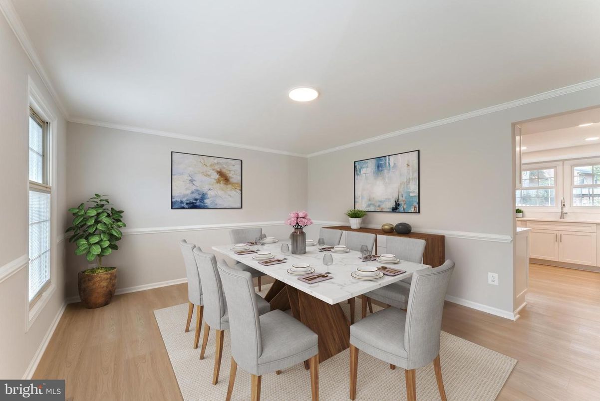 Dining room, Interior, Recessed Lighting, Wood Texture Flooring
