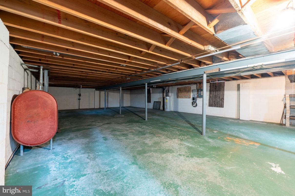 Interior, Wooden Beams