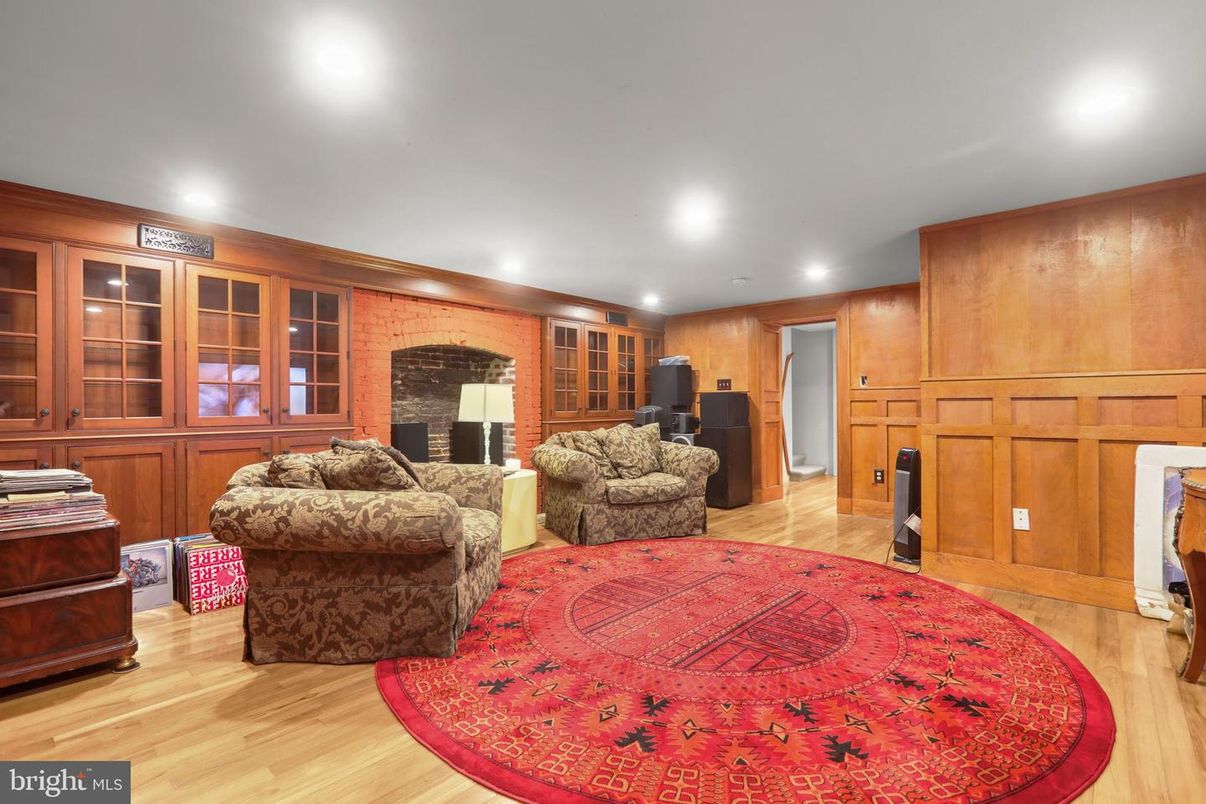 Interior, Living room, Recessed Lighting, Stone Walls, Wood Texture Flooring, Wooden Walls