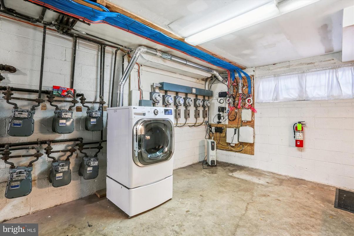 Interior, Utility Closets, Washer