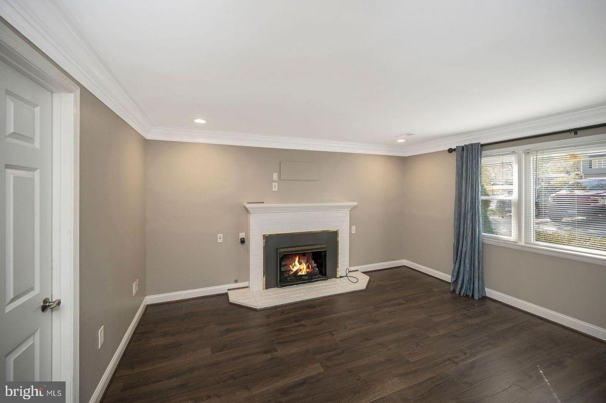 Empty room, Fireplace, Interior, Recessed Lighting, Wood Texture Flooring