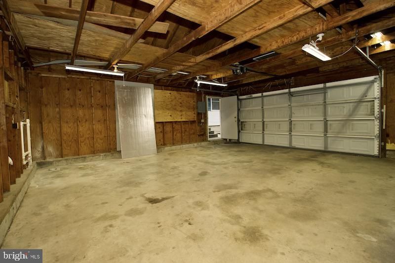 Garage, Interior, Wooden Beams, Wooden Ceilings, Wooden Walls