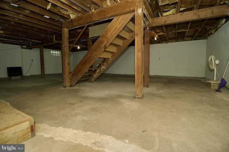 Interior, Wooden Beams