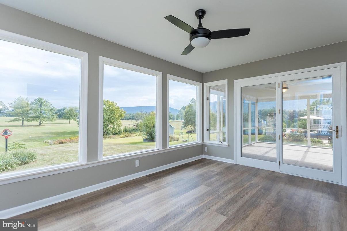 Empty room, Interior, Wood Texture Flooring