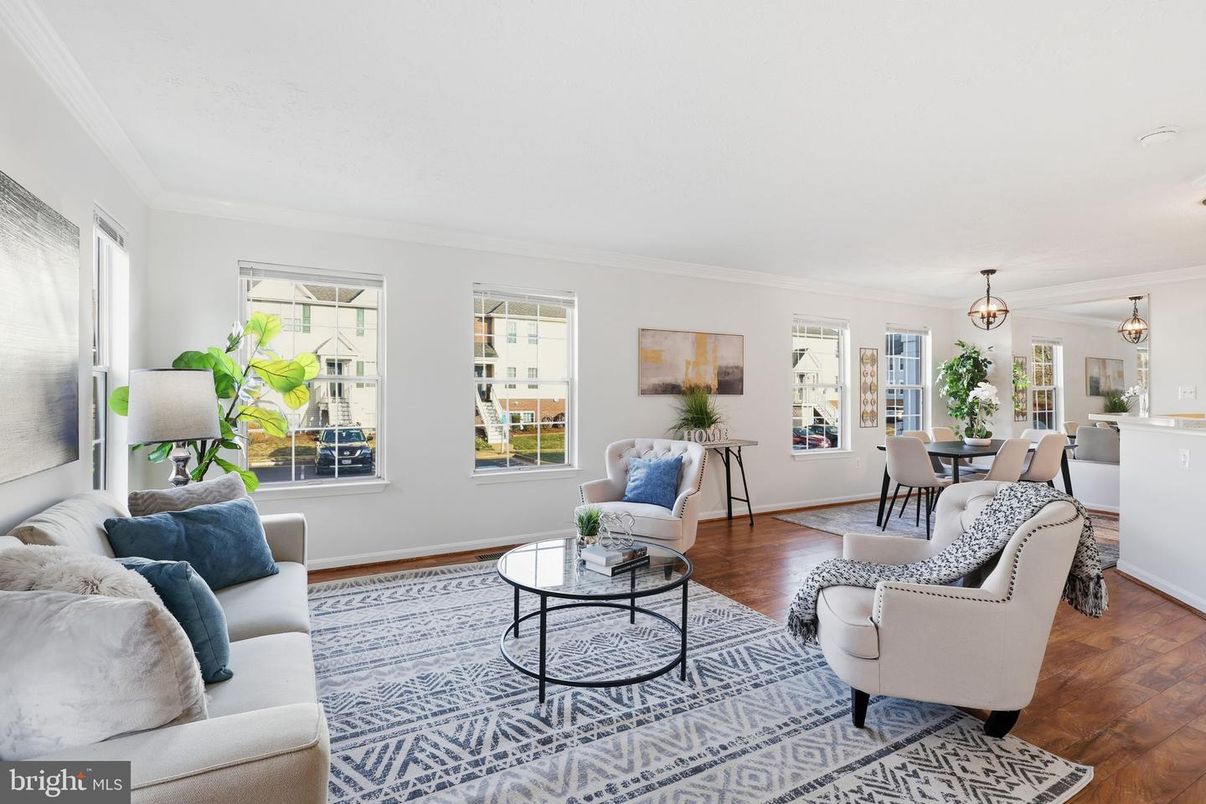 Dining room, Interior, Living room, Pendant Lights, Wood Texture Flooring