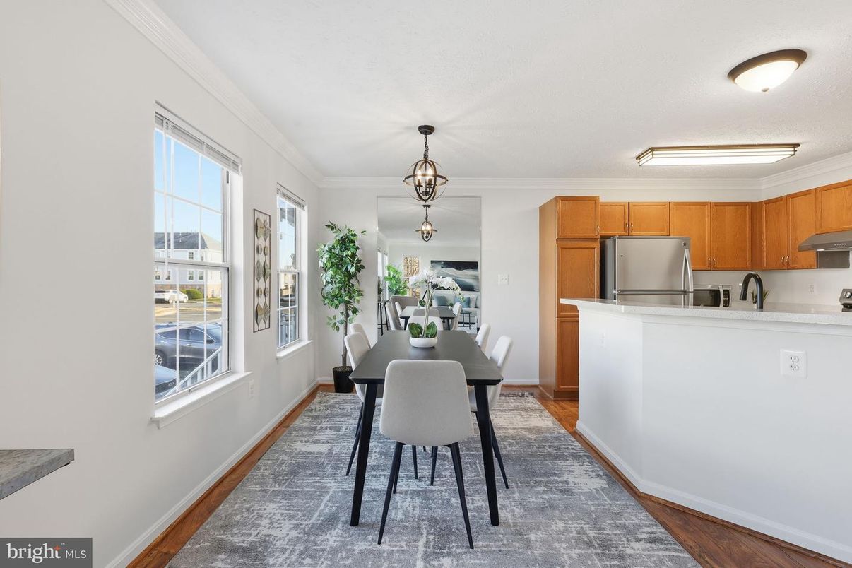 Dining room, Interior, Kitchen, Pendant Lights, Wood Texture Flooring