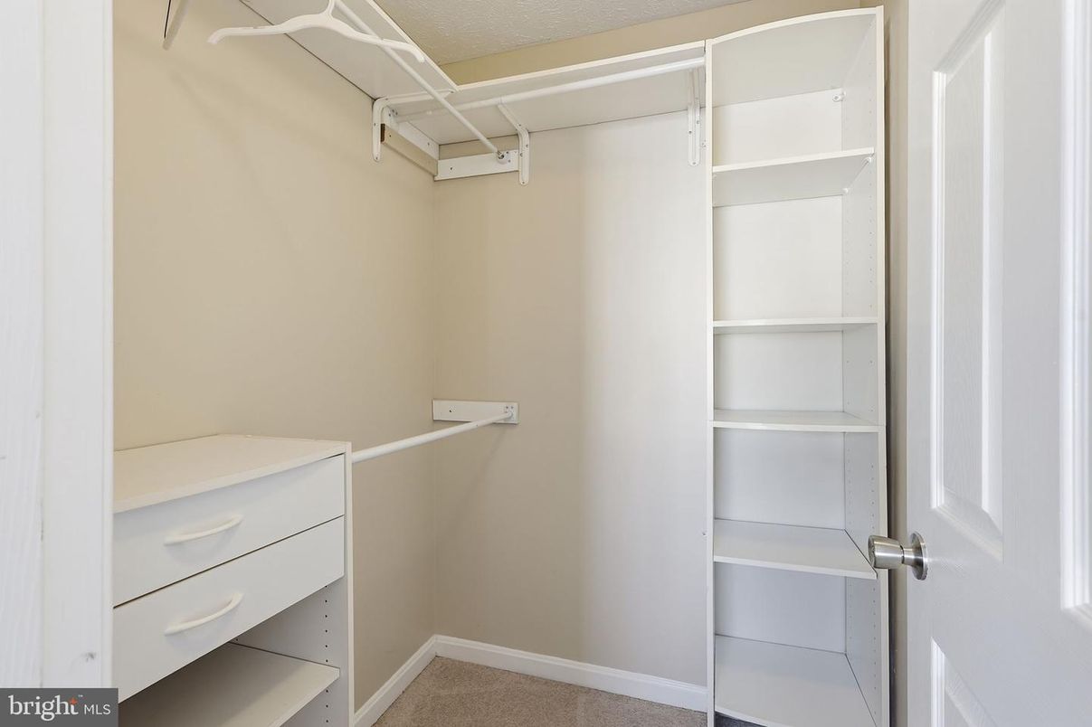 Interior, Walk-in Closets