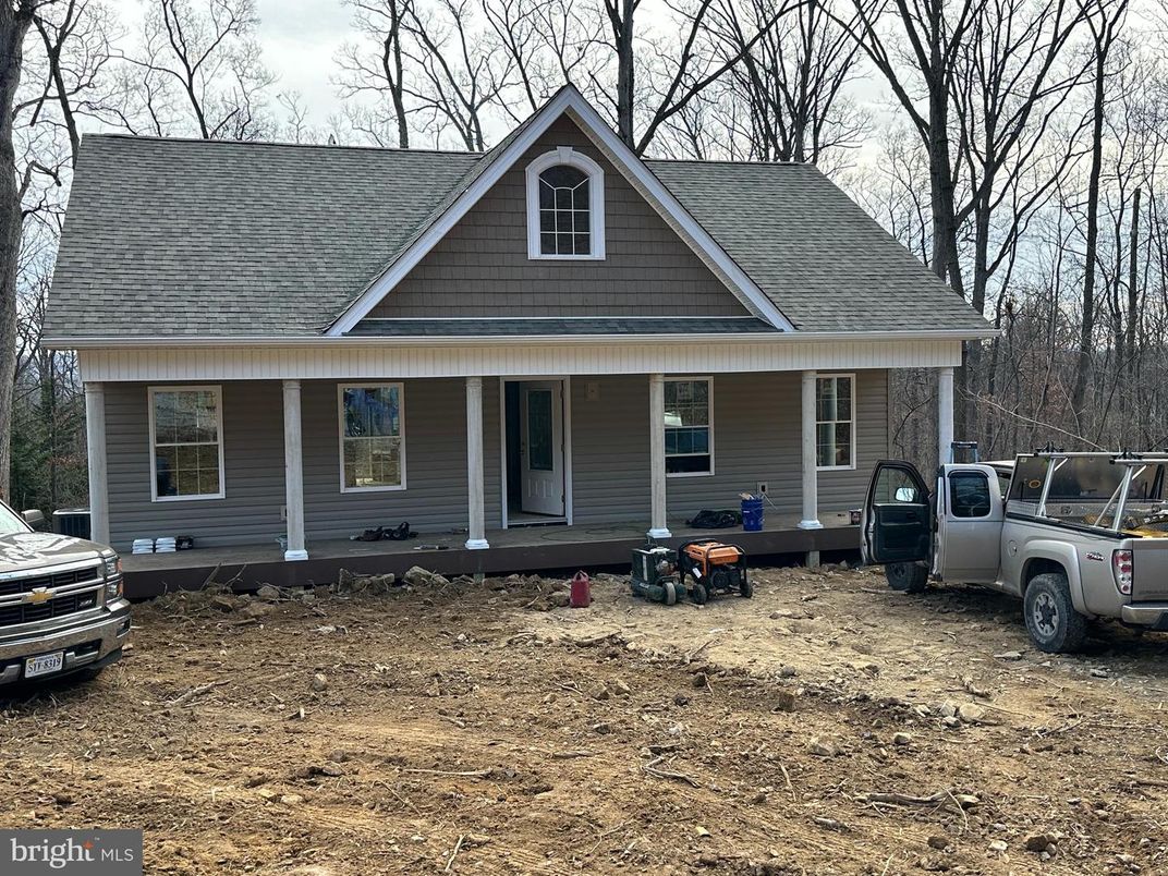 Exterior, Facade, Cape Cod