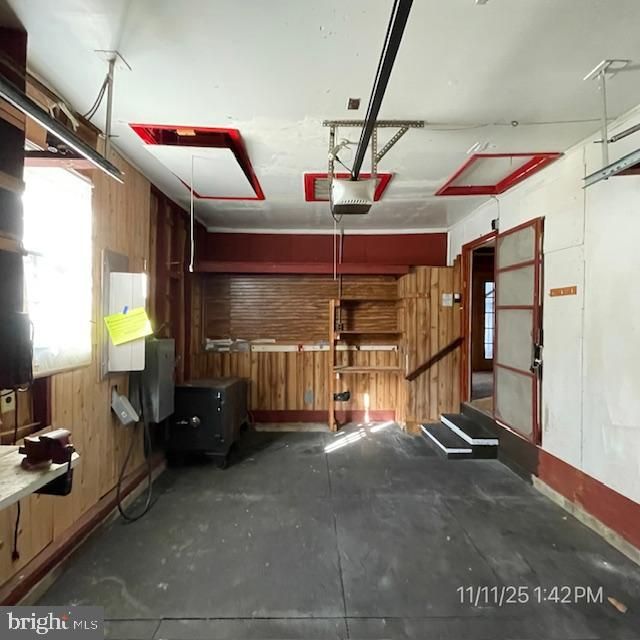 Interior, Wooden Walls