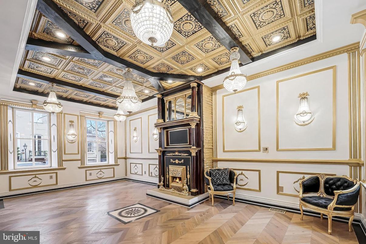 Chandelier, Fireplace, Interior, Recessed Lighting, Wood Texture Flooring