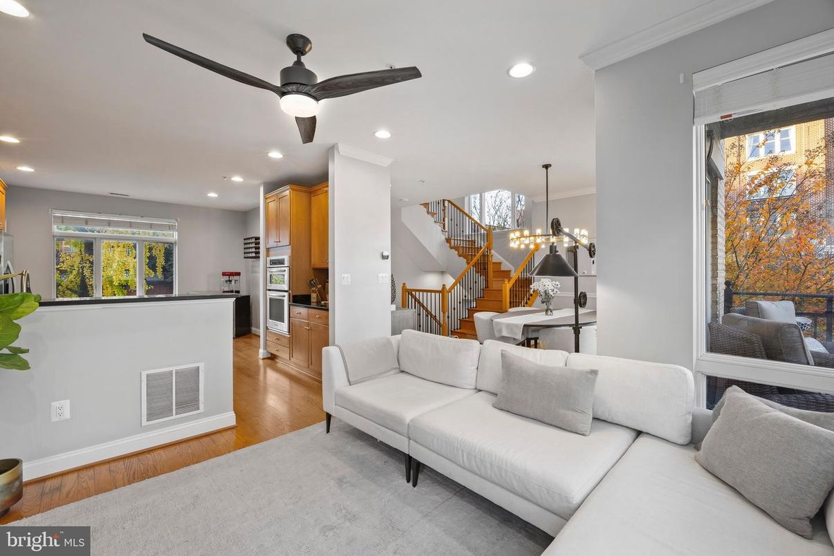 Dining room, Interior, Kitchen, Living room, Pendant Lights, Recessed Lighting, Stainless Steel Appliances, Wood Texture Flooring