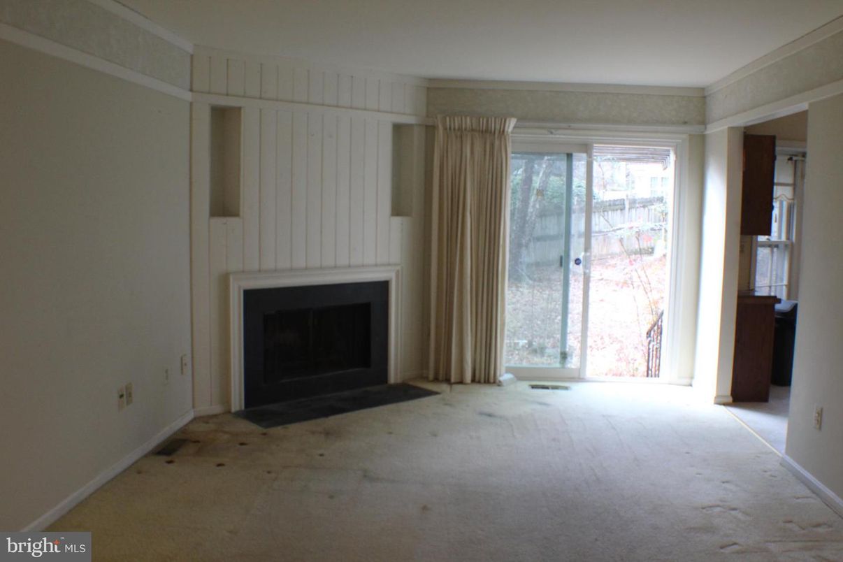 Empty room, Fireplace, Interior