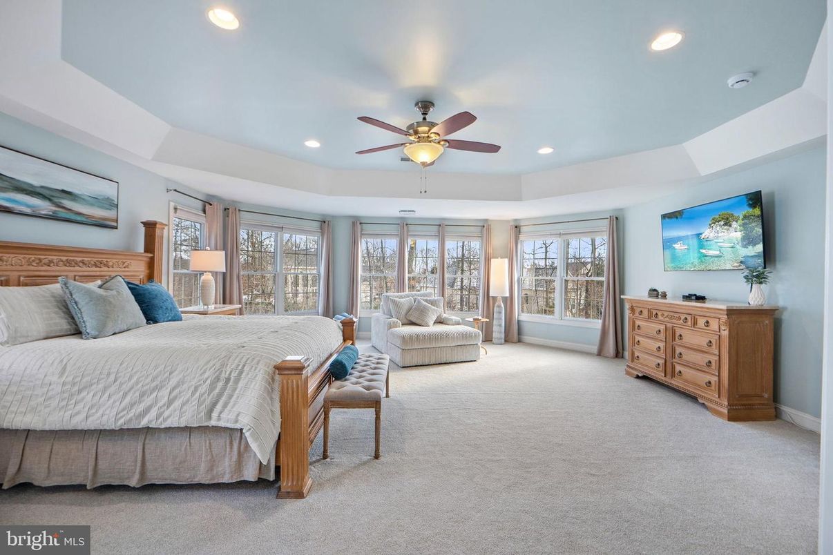 Bedroom, Interior, Recessed Lighting