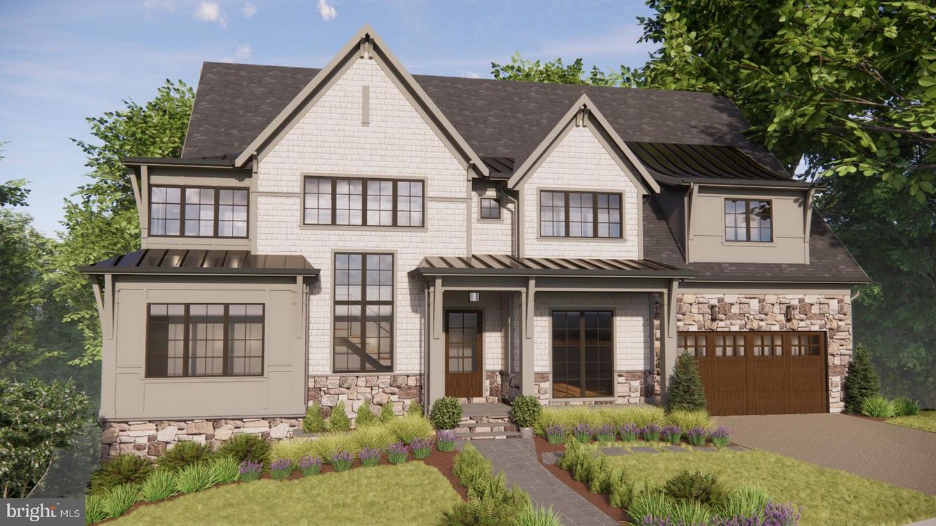 Attached, Exterior, Facade, Farmhouse