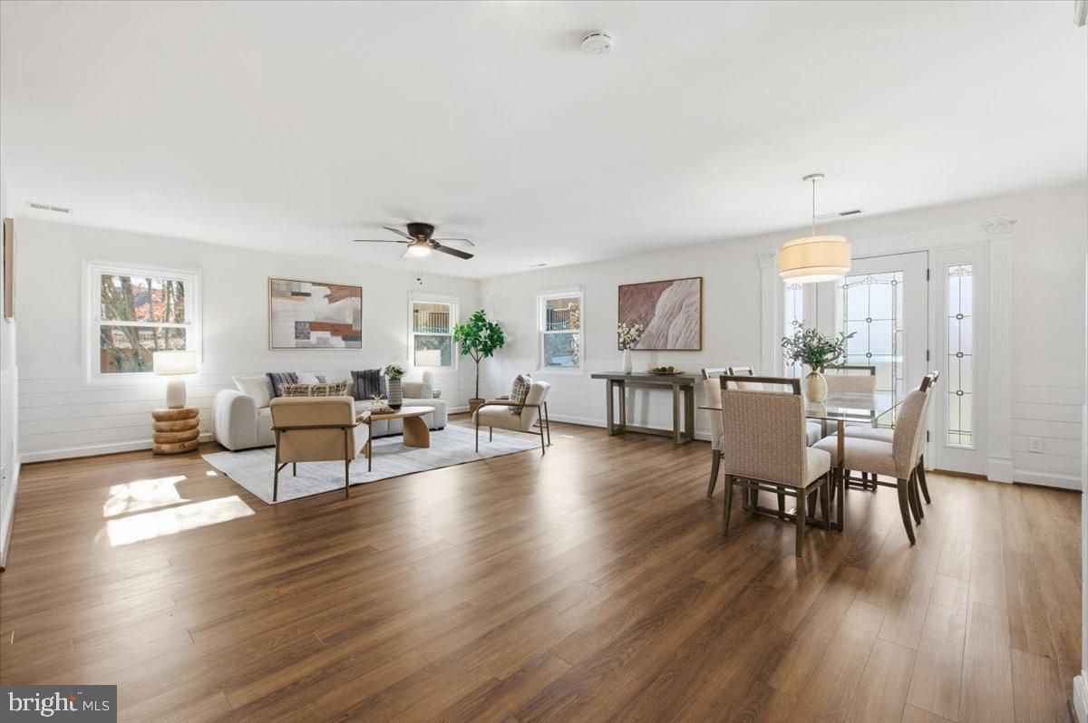 Dining room, Interior, Living room, Pendant Lights, Wood Texture Flooring