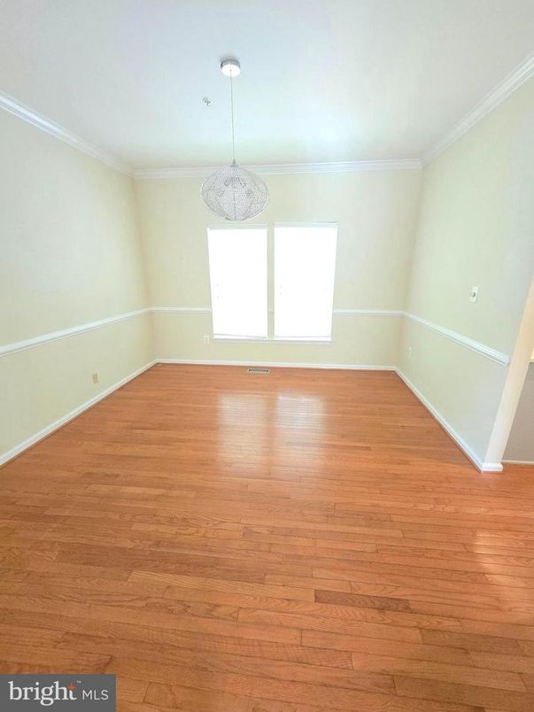 Chandelier, Empty room, Interior, Wood Texture Flooring