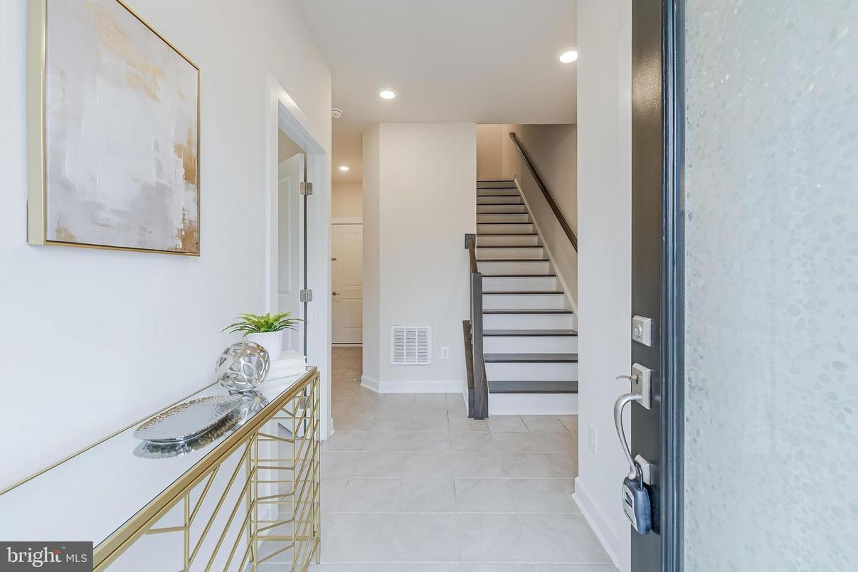 Interior, Recessed Lighting