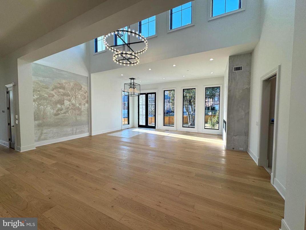 Chandelier, Empty room, Interior, Pendant Lights, Recessed Lighting, Wood Texture Flooring