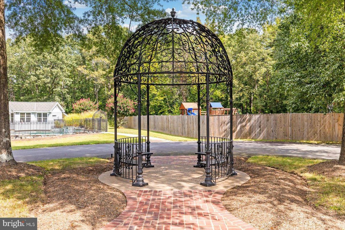 Backyard, Exterior, Playground