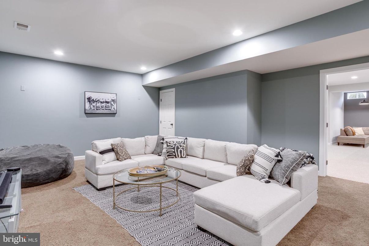Interior, Living room, Recessed Lighting