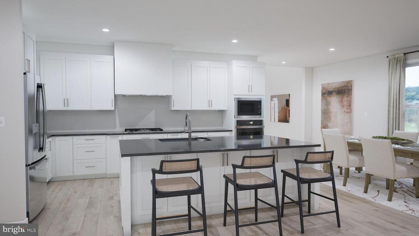 Dining room, Interior, Kitchen, Recessed Lighting, Stainless Steel Appliances, Wood Texture Flooring