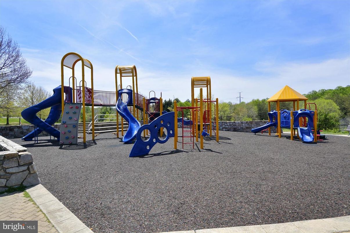 Backyard, Exterior, Playground