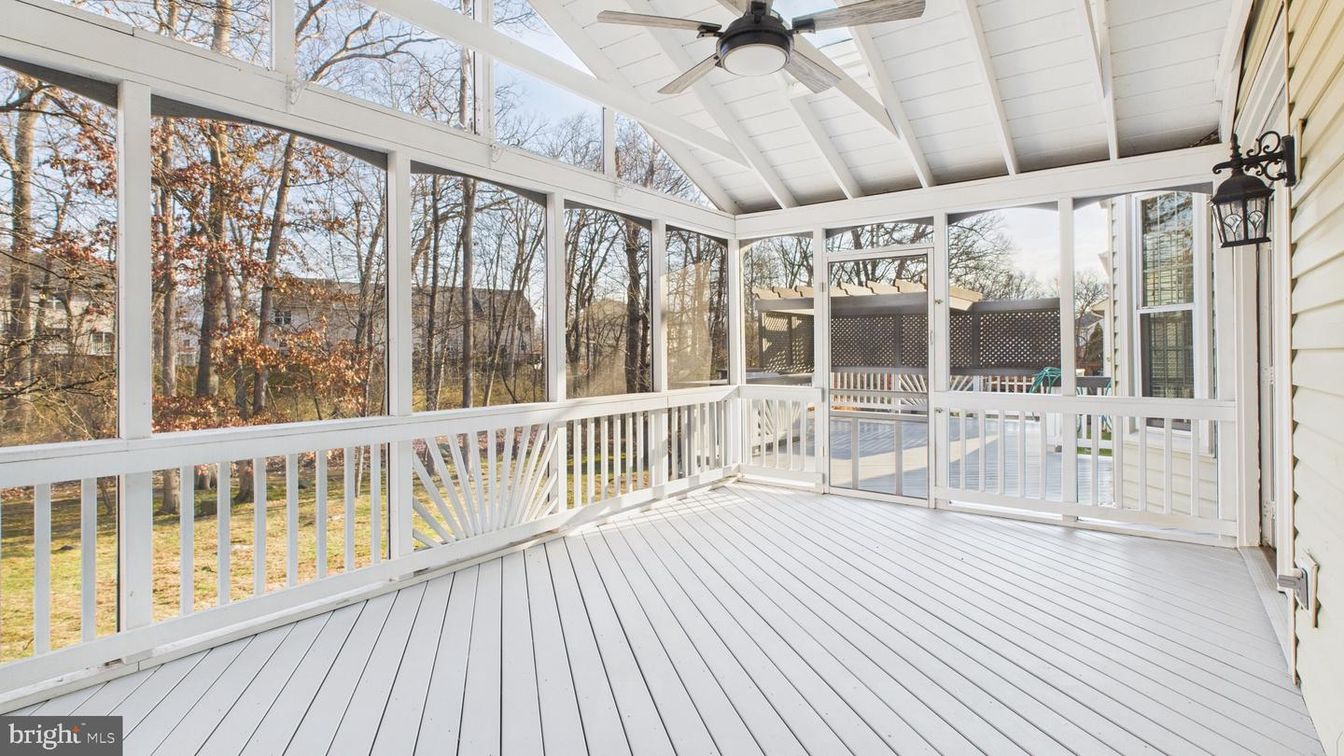 Interior, Sun Room, Wood Texture Flooring