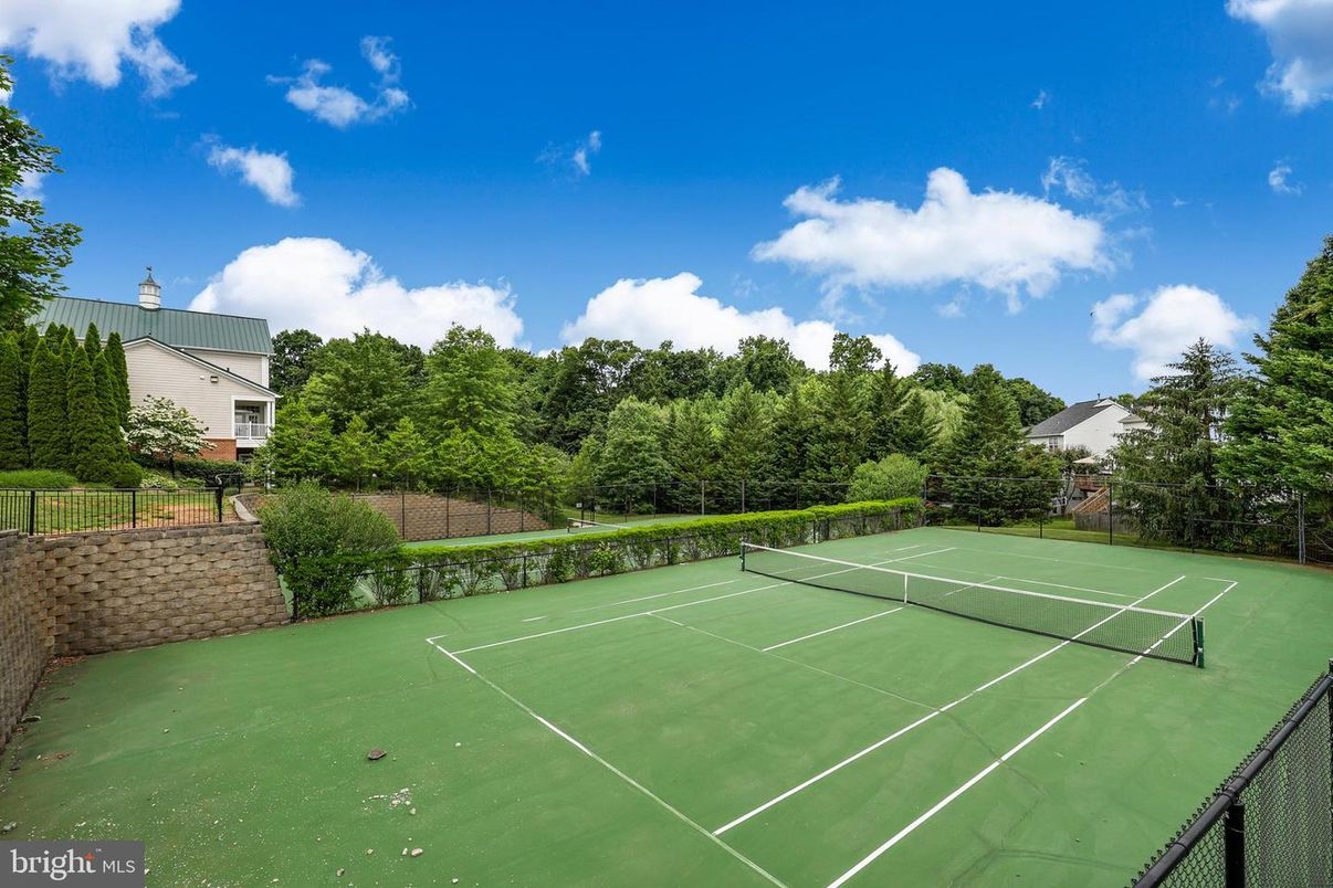 Exterior, Tennis Courts
