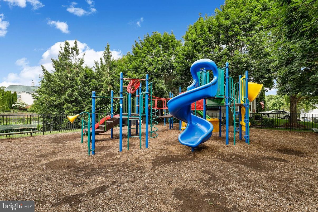 Backyard, Exterior, Playground