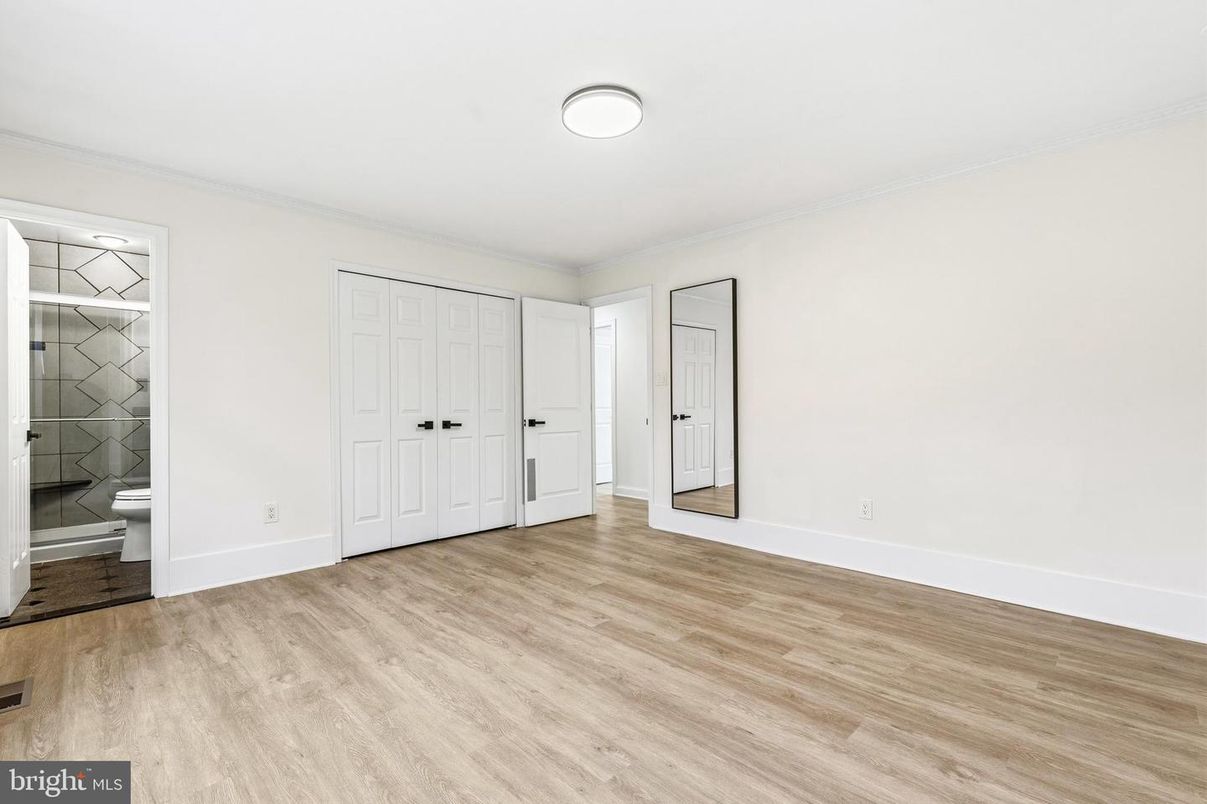 Bathroom, Empty room, Interior, Wood Texture Flooring