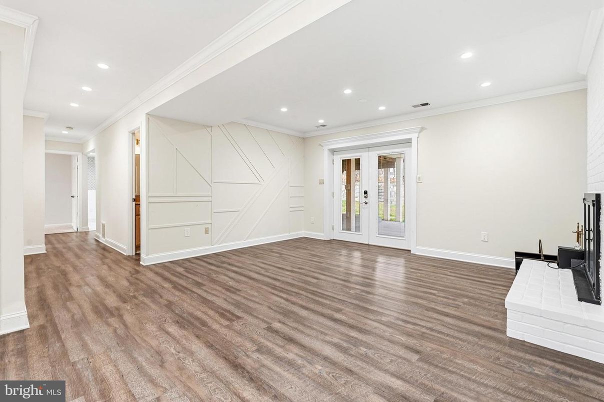 Empty room, Fireplace, Interior, Recessed Lighting, Wood Texture Flooring