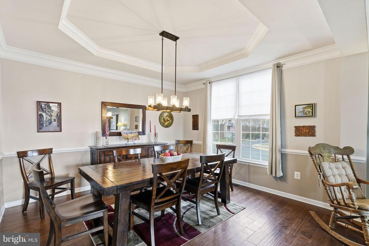Chandelier, Dining room, Interior, Pendant Lights, Wood Texture Flooring