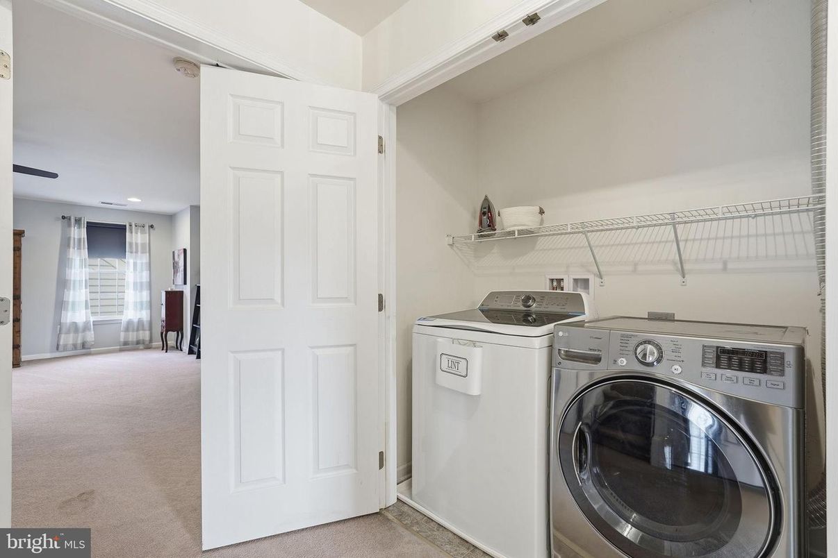 Interior, Recessed Lighting, Utility Closets, Washer